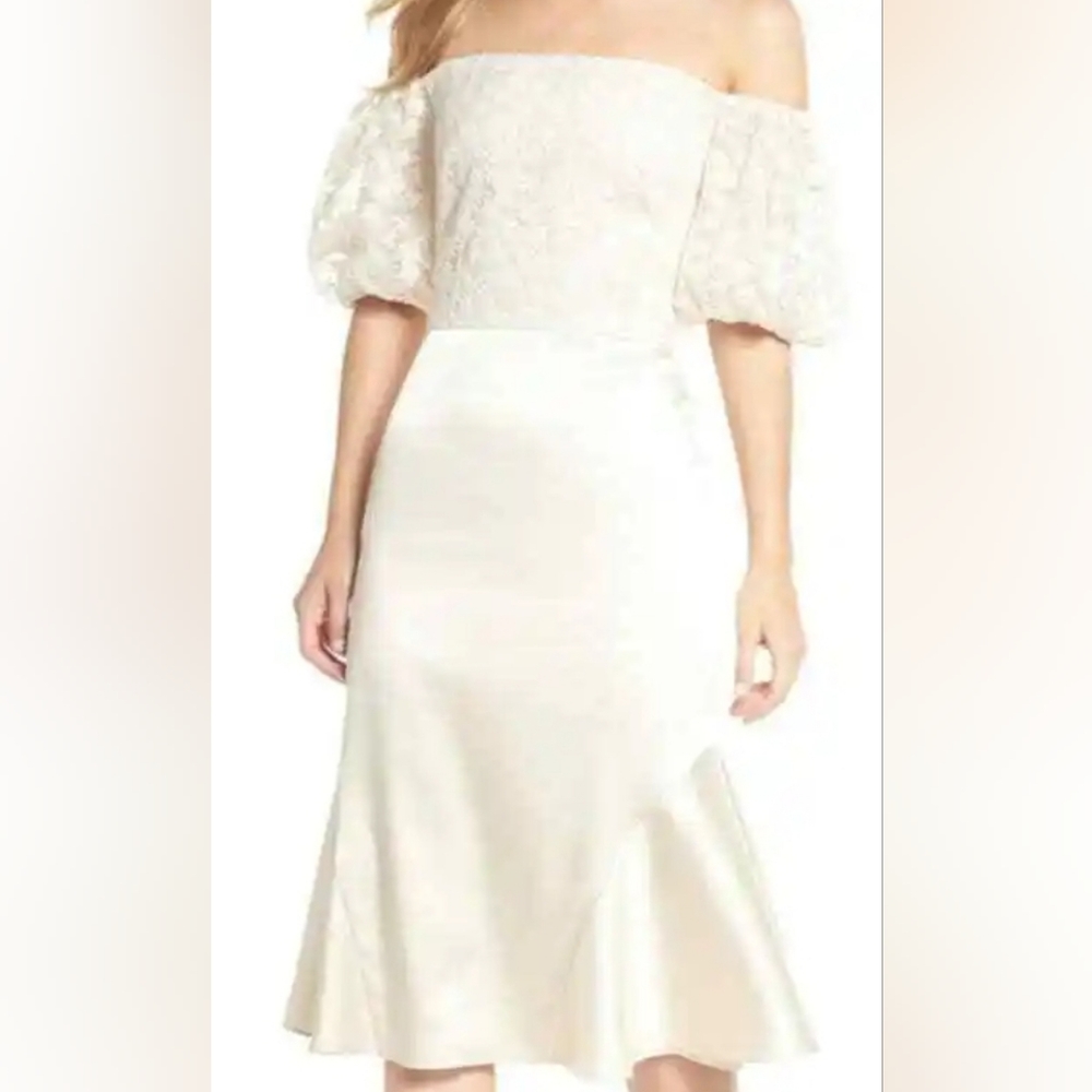 NWT Gal Meets Glam Collection Adele Off The Shoulder Formal Cream Dress 14